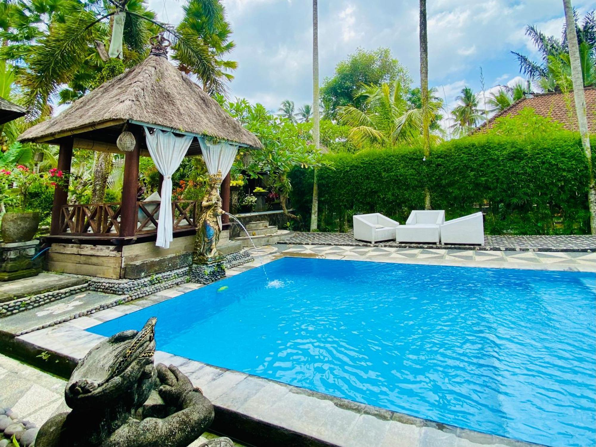 Dong Loka Guesthouse Bali Carangsari Exterior photo