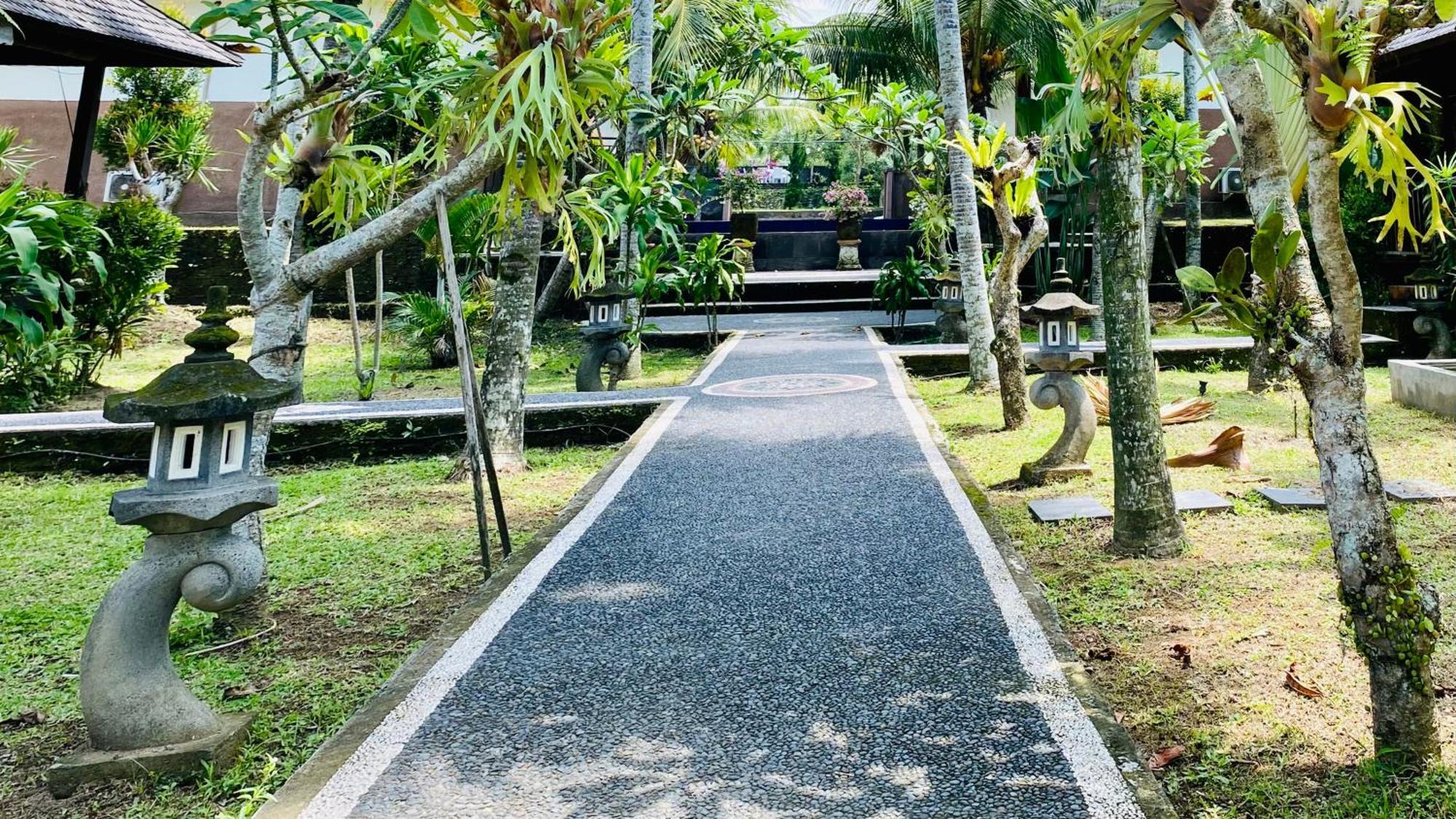 Dong Loka Guesthouse Bali Carangsari Exterior photo